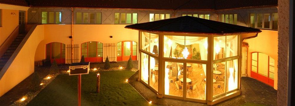 Jufa Hotel Poellau - Bio Landerlebnis Εξωτερικό φωτογραφία